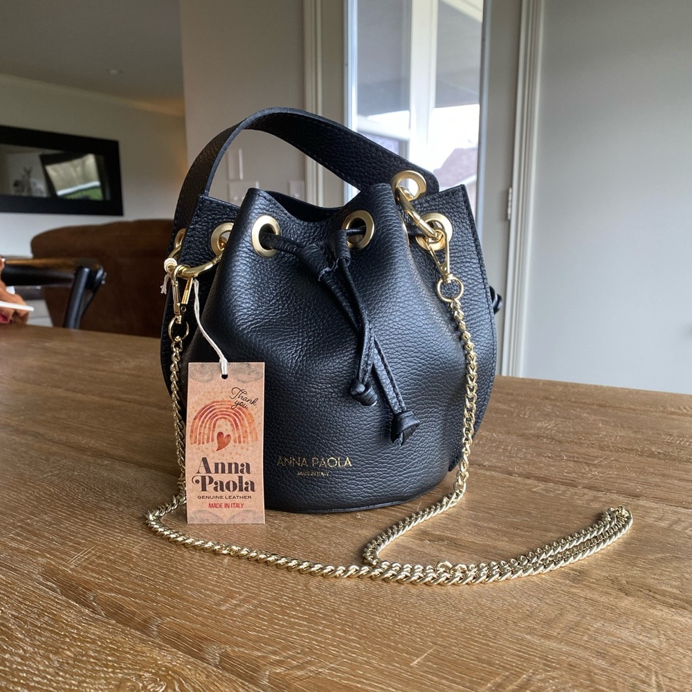 Anna Paola Bucket Bag